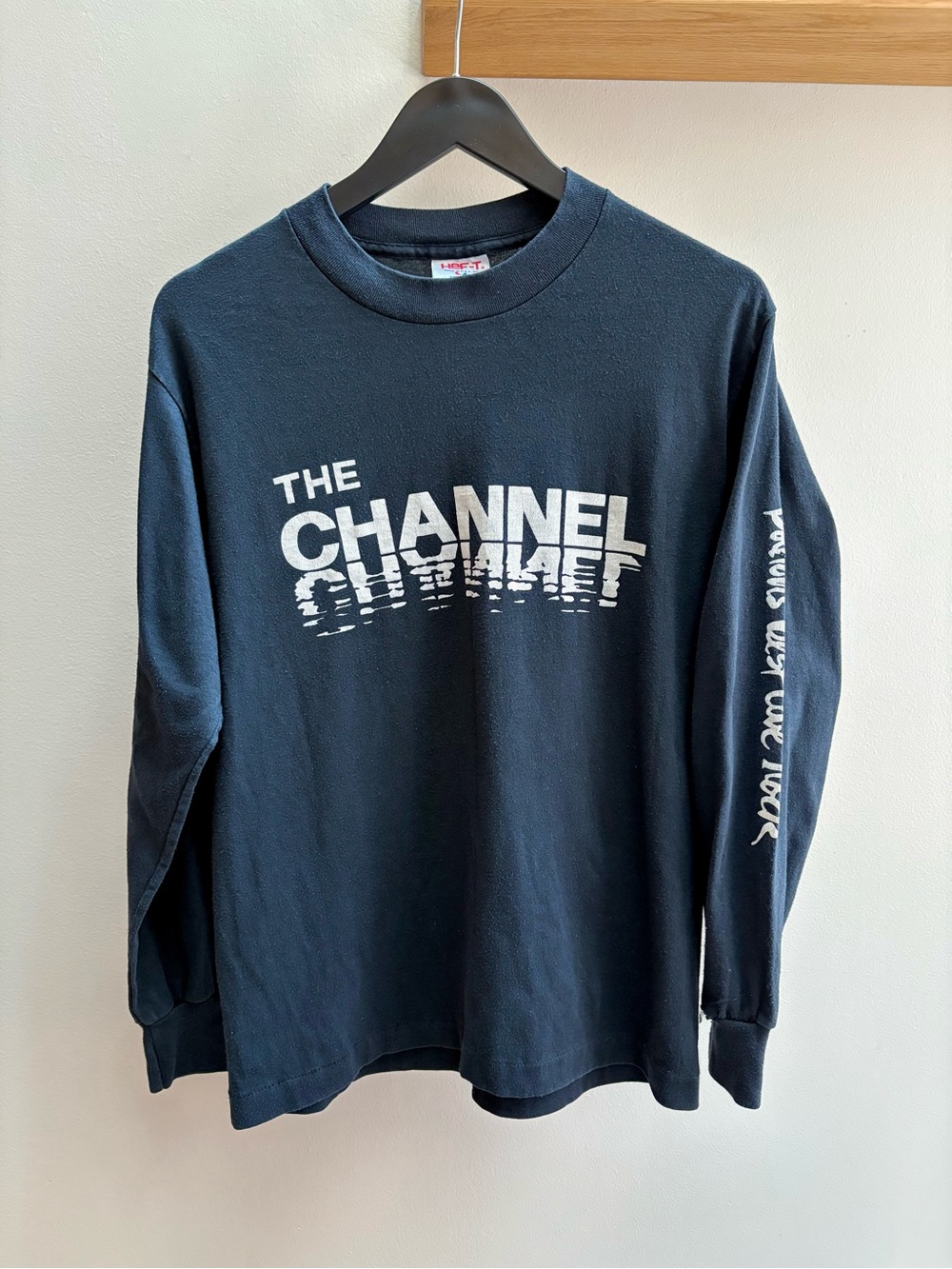 The Channel VTG late 80s black “Boston’s Best Live Rock” longsleeve shirt M Punk